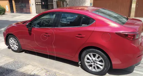 Mazda 3 Sedan 1.6 GS Core usado (2016) color Rojo precio u$s12,000