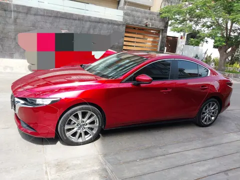 Mazda 3 Sedan 2.0L Core Aut usado (2023) color Rojo precio u$s19,900