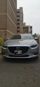 Mazda 3 Sedan 2.5L High usado (2018) color Plata precio u$s15,999