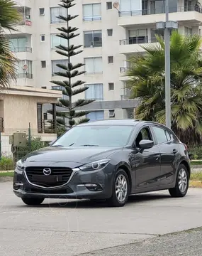 Mazda 3 Sport 2.0 V Aut usado (2018) color Gris precio $14.990.000