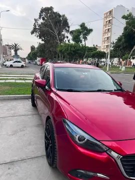 foto Mazda 3 Sport 2.0L Prime usado (2018) color Rojo precio u$s16,500