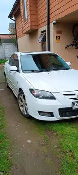Mazda 3 2.0 R Aut AA Techo usado (2009) color Blanco precio $5.600.000