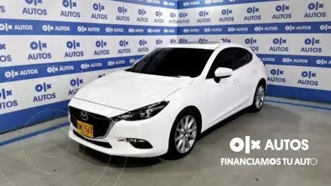 Mazda 3 Grand Touring Sport Aut usado (2017) color Blanco Nieve financiado en cuotas(anticipo $8.000.000 cuotas desde $1.350.000)