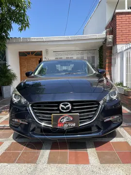 Mazda 3 Touring Aut usado (2018) color Azul Metalico precio $67.000.000