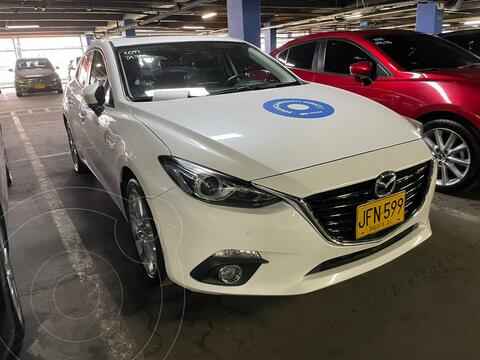 Mazda 3 Grand Touring Sport Aut usado (2017) color Blanco Nieve financiado en cuotas(anticipo $8.000.000 cuotas desde $1.580.000)