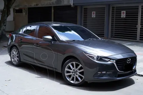 Mazda 3 Grand Touring Aut usado (2018) color Gris precio $77.000.000