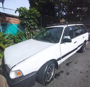 Mazda 323 Coupe 1300 usado (1995) color Blanco precio $15.500.000