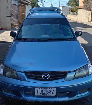 Mazda 323 SEDAN usado (2007) color Azul precio u$s3.200