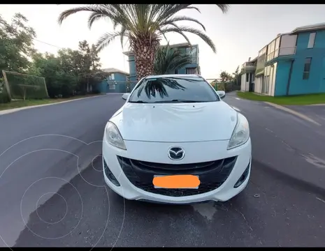 Mazda 5  2.0 V Aut usado (2015) color Blanco precio $6.700.000