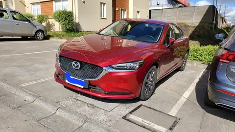 Mazda 6  2.0 V usado (2019) color Plata precio $17.800.000