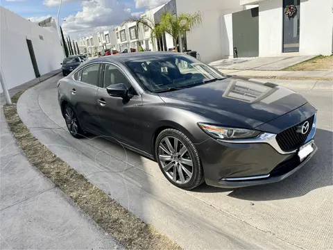 Mazda 6 Signature usado (2020) color Gris Titanio precio $350,000