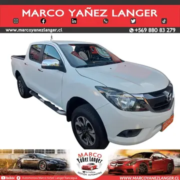 Mazda BT-50 2.2L SDX 4x4 usado (2020) color Blanco precio $19.600.000