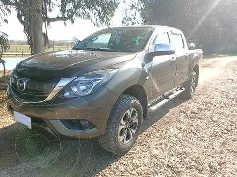 Mazda BT-50 2.2 SDX 4x2 usado (2019) color Gris precio $14.990.000