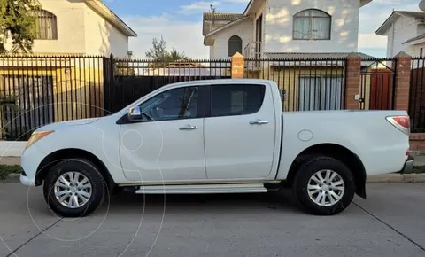 Mazda BT-50 2.2L SDX High 4x4 usado (2016) color Blanco precio $13.500.000