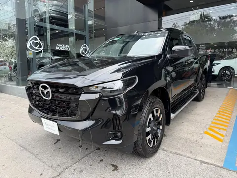 Mazda BT-50 Signature usado (2025) color Negro precio $627,000