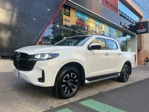 Mazda BT-50 Signature usado (2025) color Blanco precio $640,000