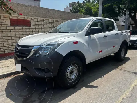 Mazda BT-50 2.2L 4x4 MID usado (2019) color Blanco precio u$s18,000