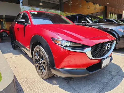 Mazda CX-30 Signature usado (2023) color Rojo precio $480,000