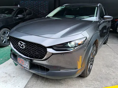 Mazda CX-30 Signature usado (2025) color Gris financiado en mensualidades(enganche $141,428 mensualidades desde $10,815)