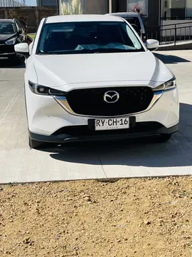 Mazda CX-5 2.0L Core usado (2022) color Blanco precio $19.500.000