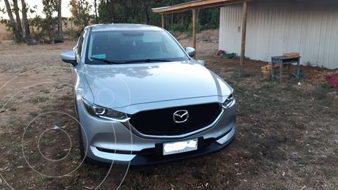 foto Mazda CX-5 2.0L R 2WD usado (2017) color Plata precio $15.500.000