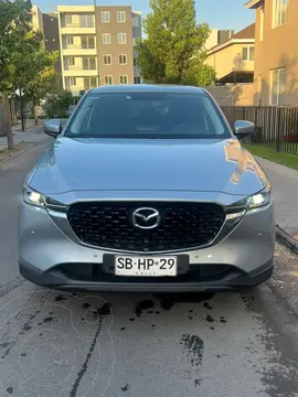 Mazda CX-5 2.0L Core Aut usado (2022) color Plata precio $18.100.000
