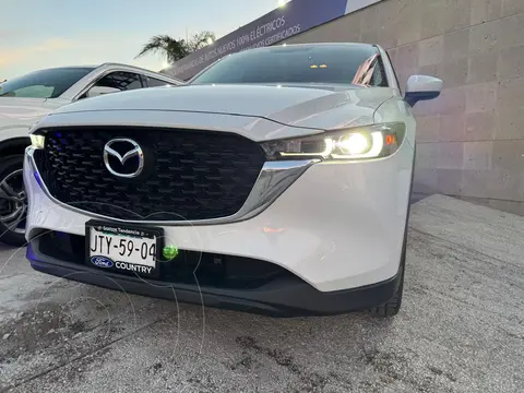 Mazda CX-5 s Grand Touring usado (2023) color Blanco Perla precio $499,000