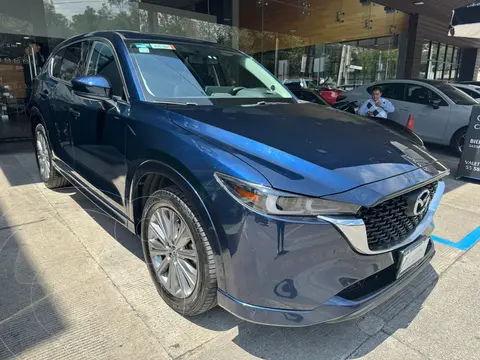 foto Mazda CX-5 s Grand Touring usado (2024) color Azul Marino precio $560,000