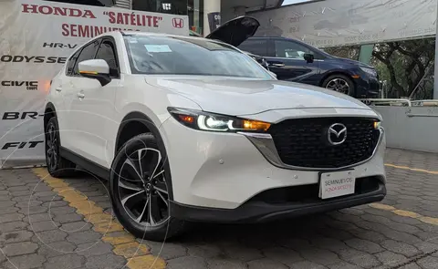 Mazda CX-5 Signature usado (2023) color Blanco precio $489,000