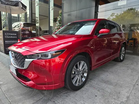 Mazda CX-5 s Grand Touring usado (2024) color Rojo precio $572,000