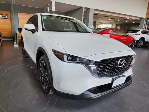 Mazda CX-5 s Grand Touring usado (2023) color Blanco Perla precio $565,000