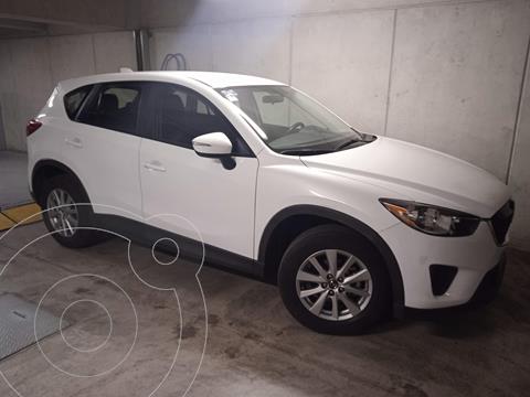 Mazda CX-5 2.0L i usado (2015) color Blanco precio $275,000