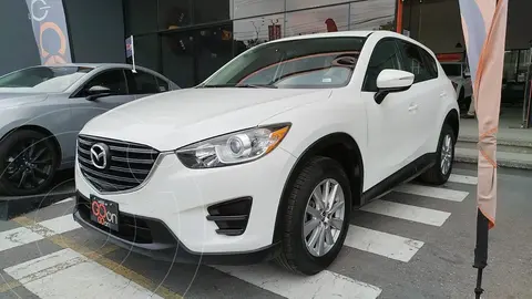 Mazda CX-5 2.0L i usado (2017) color Blanco precio $249,000