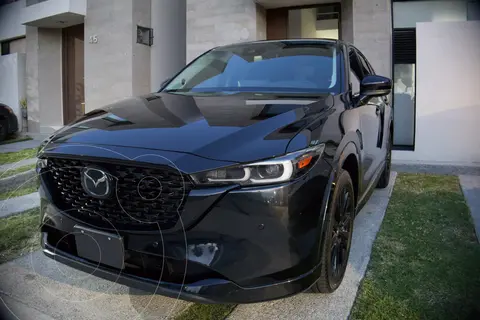 Mazda CX-5 Signature usado (2024) color Negro precio $565,000