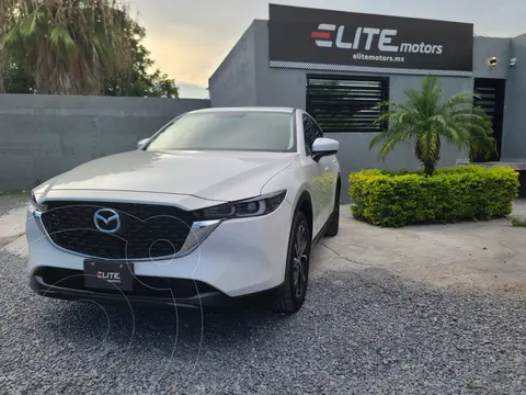 Mazda CX-5 s Grand Touring usado (2023) color Blanco precio $489,900