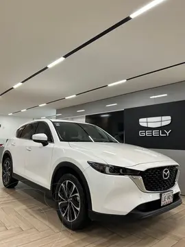 Mazda CX-5 s Grand Touring usado (2022) color Blanco precio $464,900