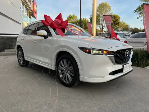 Mazda CX-5 s Grand Touring usado (2024) color Blanco precio $507,000