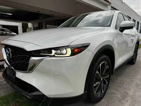 Mazda CX-5 Signature usado (2023) color Blanco precio $498,000
