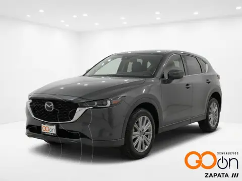 Mazda CX-5 SIGNATURE usado (2025) color MAZGGRIS TITANIO precio $585,000