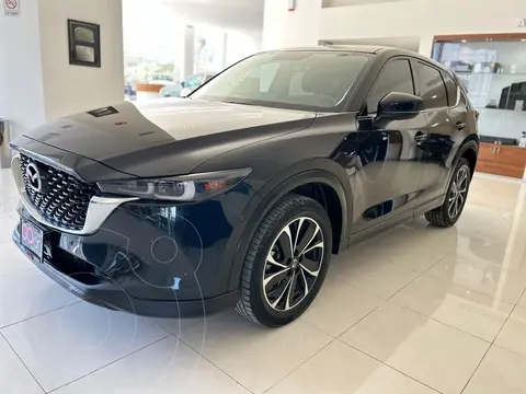 Mazda CX-5 Signature usado (2023) color Negro precio $539,000