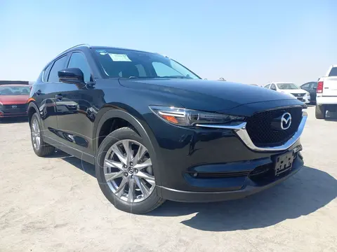 Mazda CX-5 2.5L T Signature usado (2019) color Negro financiado en mensualidades(enganche $133,483 mensualidades desde $11,225)