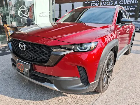 Mazda CX-50 Signature usado (2024) color MAC ROJO BRILLANTE precio $690,000