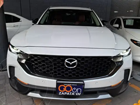 Mazda CX-50 Signature usado (2025) color Blanco financiado en mensualidades(enganche $190,478 mensualidades desde $14,566)