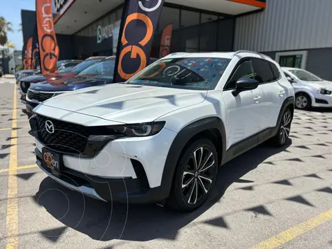 Mazda CX-50 Signature usado (2024) color Blanco financiado en mensualidades(enganche $182,302 mensualidades desde $13,941)