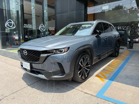 Mazda CX-50 Signature usado (2024) color Azul Metalizado precio $597,000
