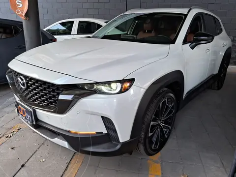 Mazda CX-50 Signature usado (2025) color Blanco financiado en mensualidades(enganche $190,478 mensualidades desde $14,566)