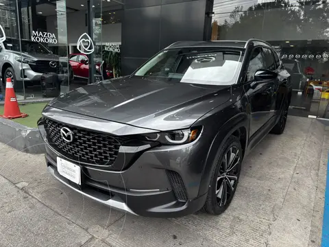 Mazda CX-50 Signature usado (2025) color Gris Titanio precio $689,000