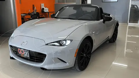 Mazda MX-5 i Sport usado (2024) color MAAAERO GRAY precio $460,000