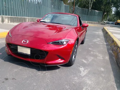 Mazda MX-5 RF Aut usado (2017) color Rojo precio $385,000