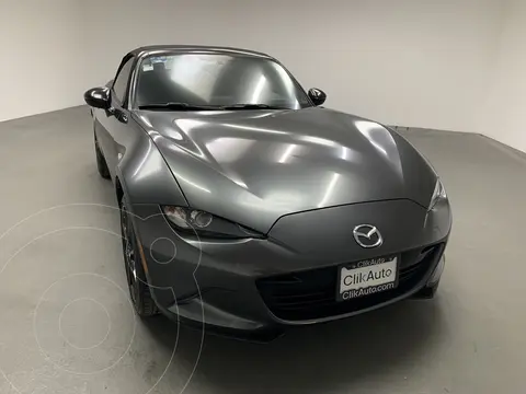Mazda MX-5 i Sport usado (2019) color Gris financiado en mensualidades(enganche $84,000 mensualidades desde $9,400)